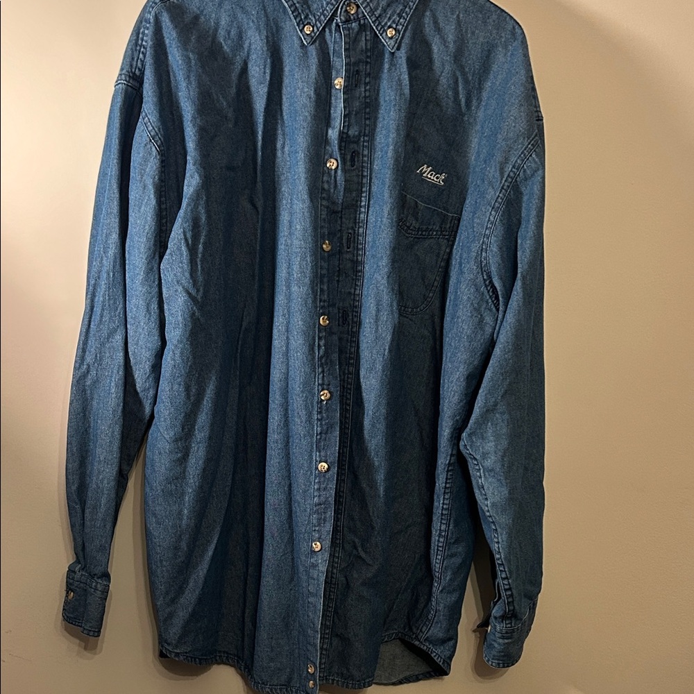 Vintage Men's Mack Trucks Bulldog Denim Shirt Jacket